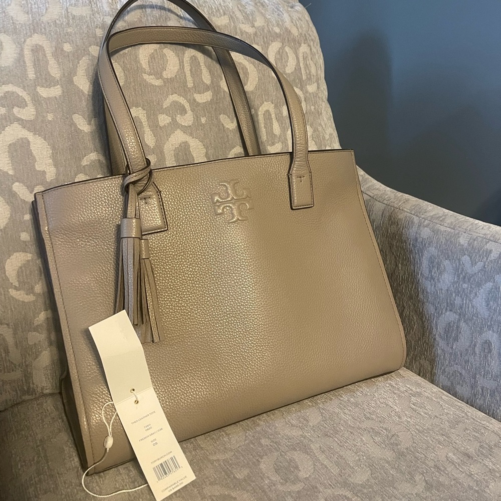 Tory Burch leather Thea gray heron pebble leather